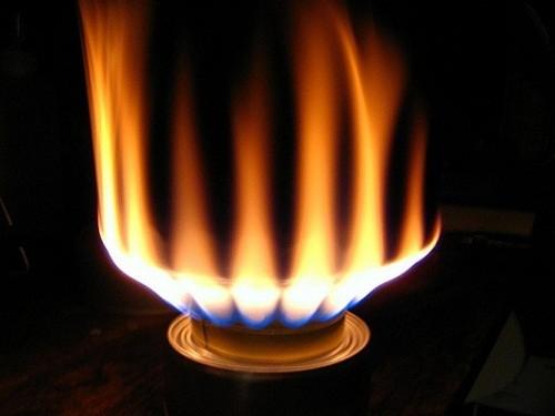 Cách sửa bếp gas bị bùng lửa tại nhà